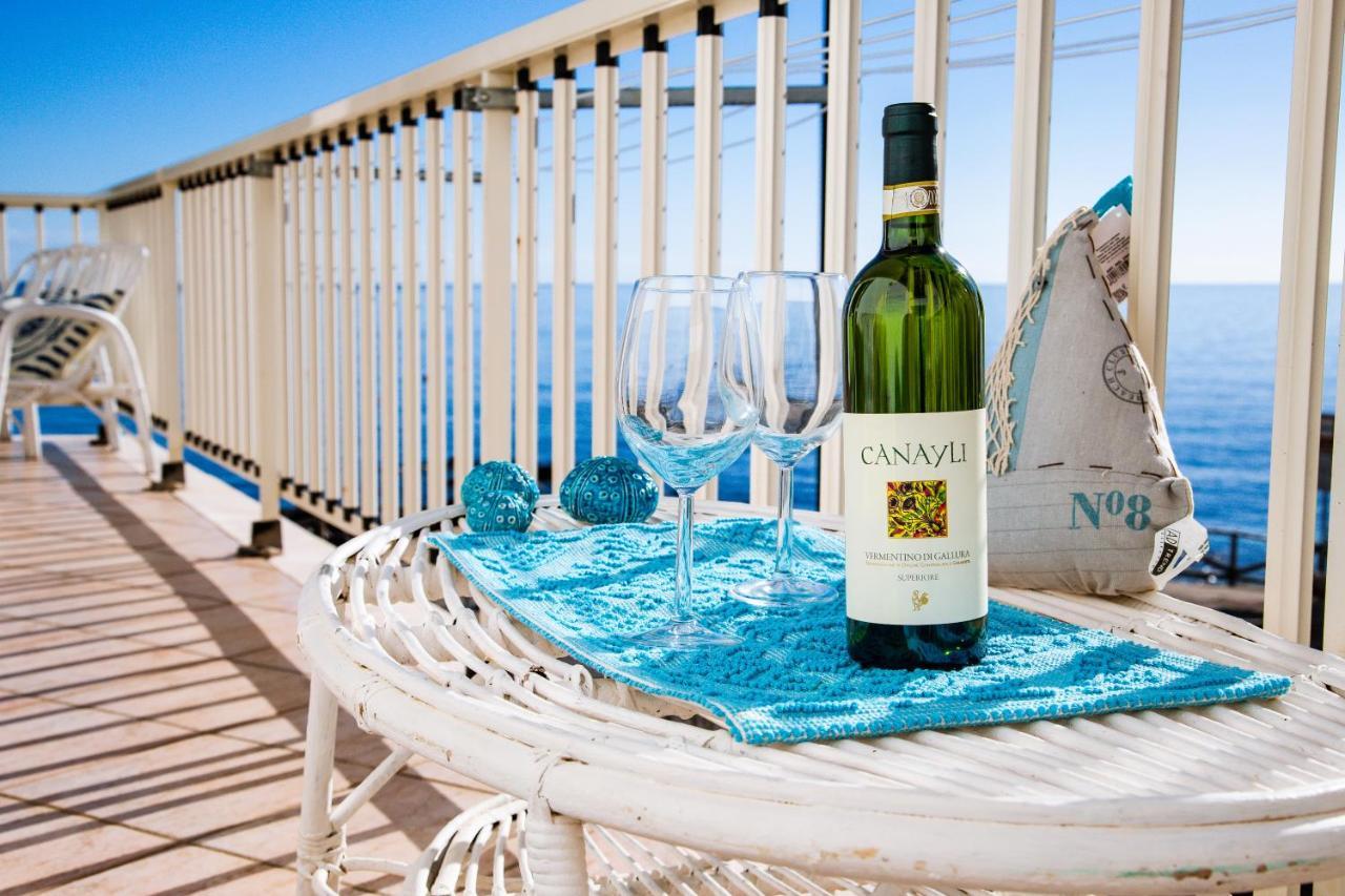 Terrazza Lungomare, E Sei In Spiaggia... Cala Gonone Eksteriør bilde