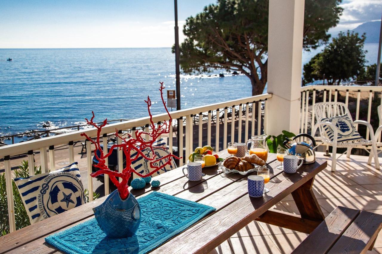 Terrazza Lungomare, E Sei In Spiaggia... Cala Gonone Eksteriør bilde